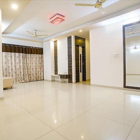 Fabhotel Shree Balaji Apartment Mira-Bhayandar ภายนอก รูปภาพ