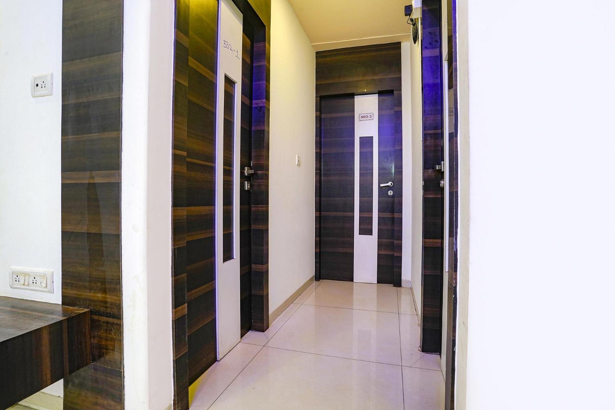 Fabhotel Shree Balaji Apartment Mira-Bhayandar ภายนอก รูปภาพ