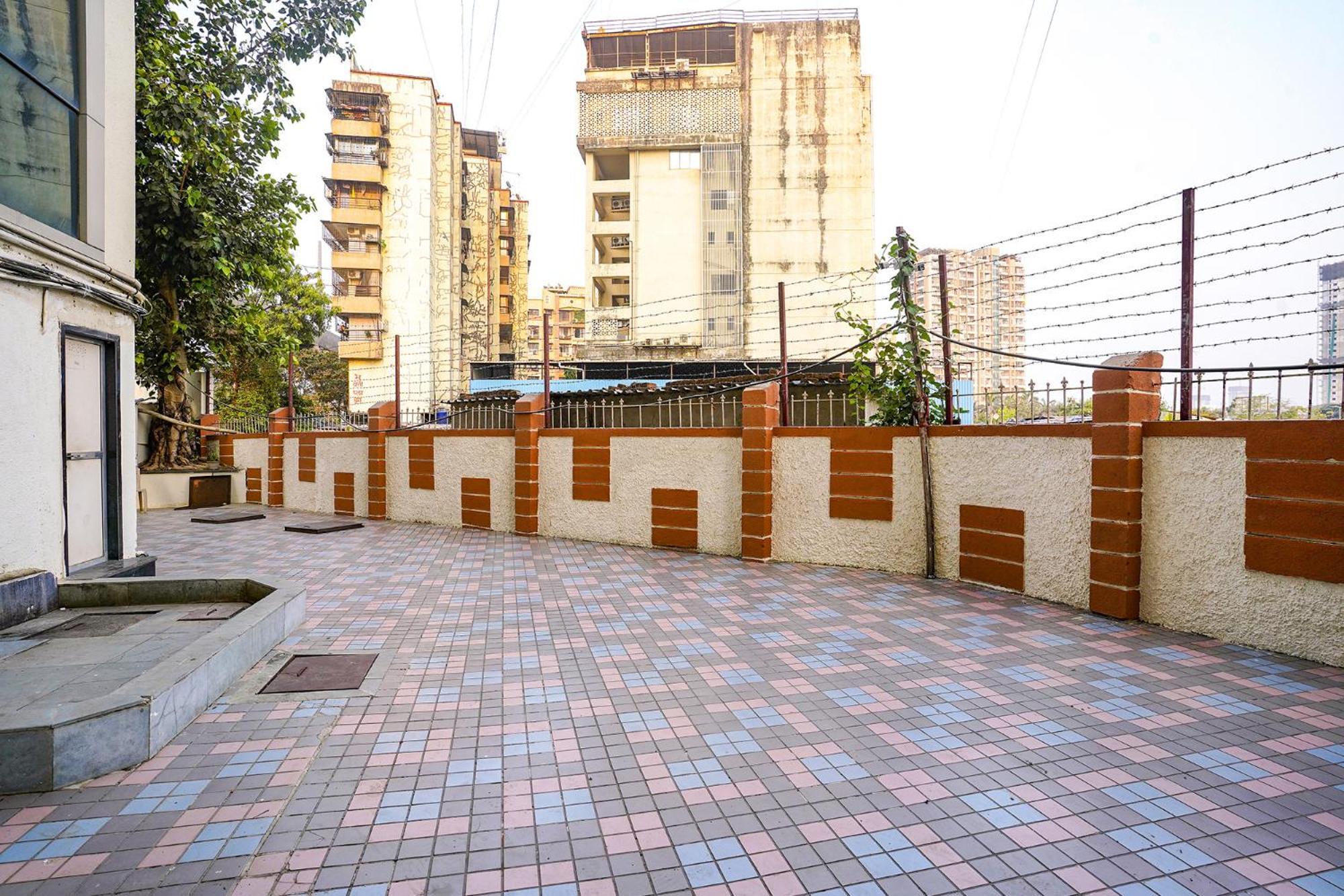 Fabhotel Shree Balaji Apartment Mira-Bhayandar ภายนอก รูปภาพ