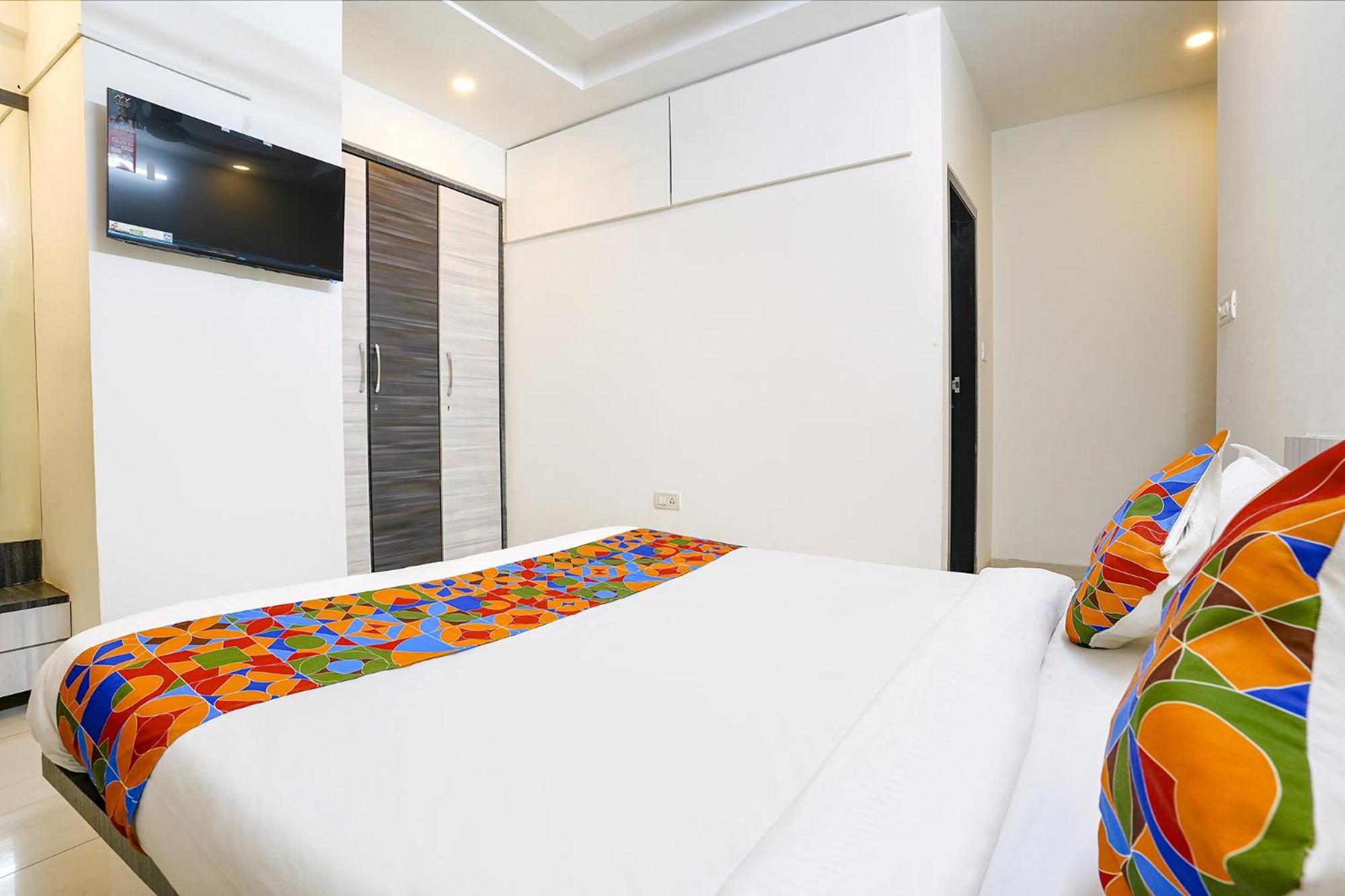 Fabhotel Shree Balaji Apartment Mira-Bhayandar ภายนอก รูปภาพ