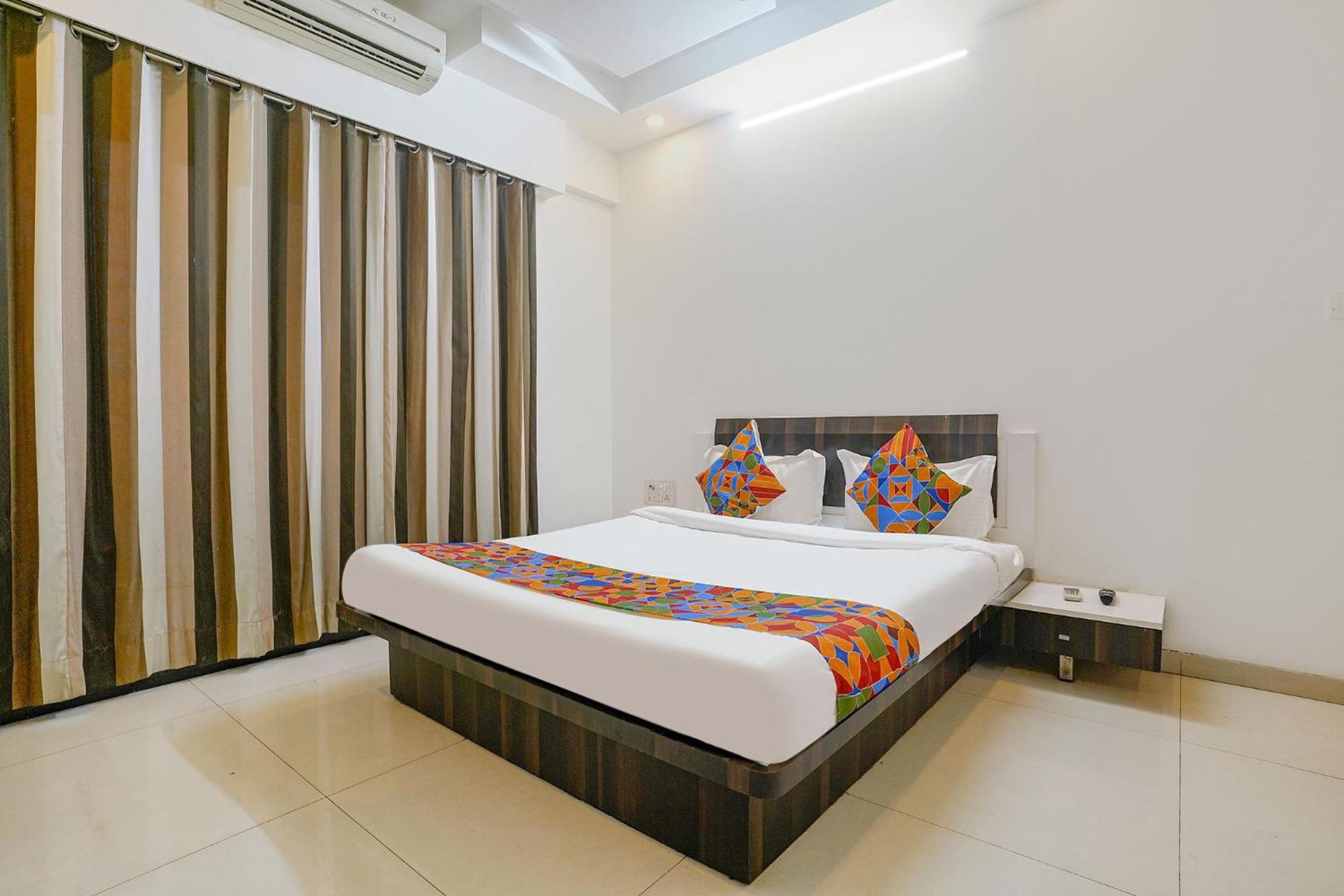Fabhotel Shree Balaji Apartment Mira-Bhayandar ภายนอก รูปภาพ