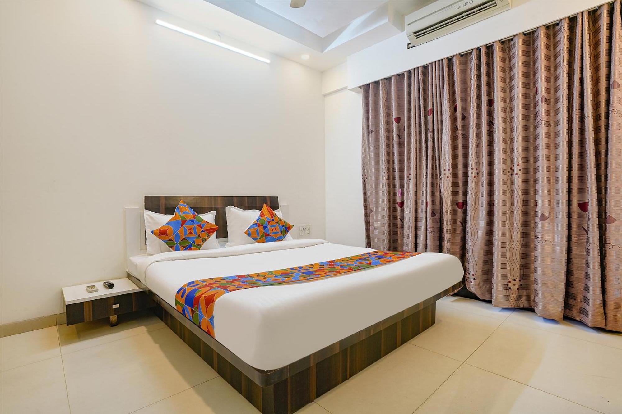 Fabhotel Shree Balaji Apartment Mira-Bhayandar ภายนอก รูปภาพ