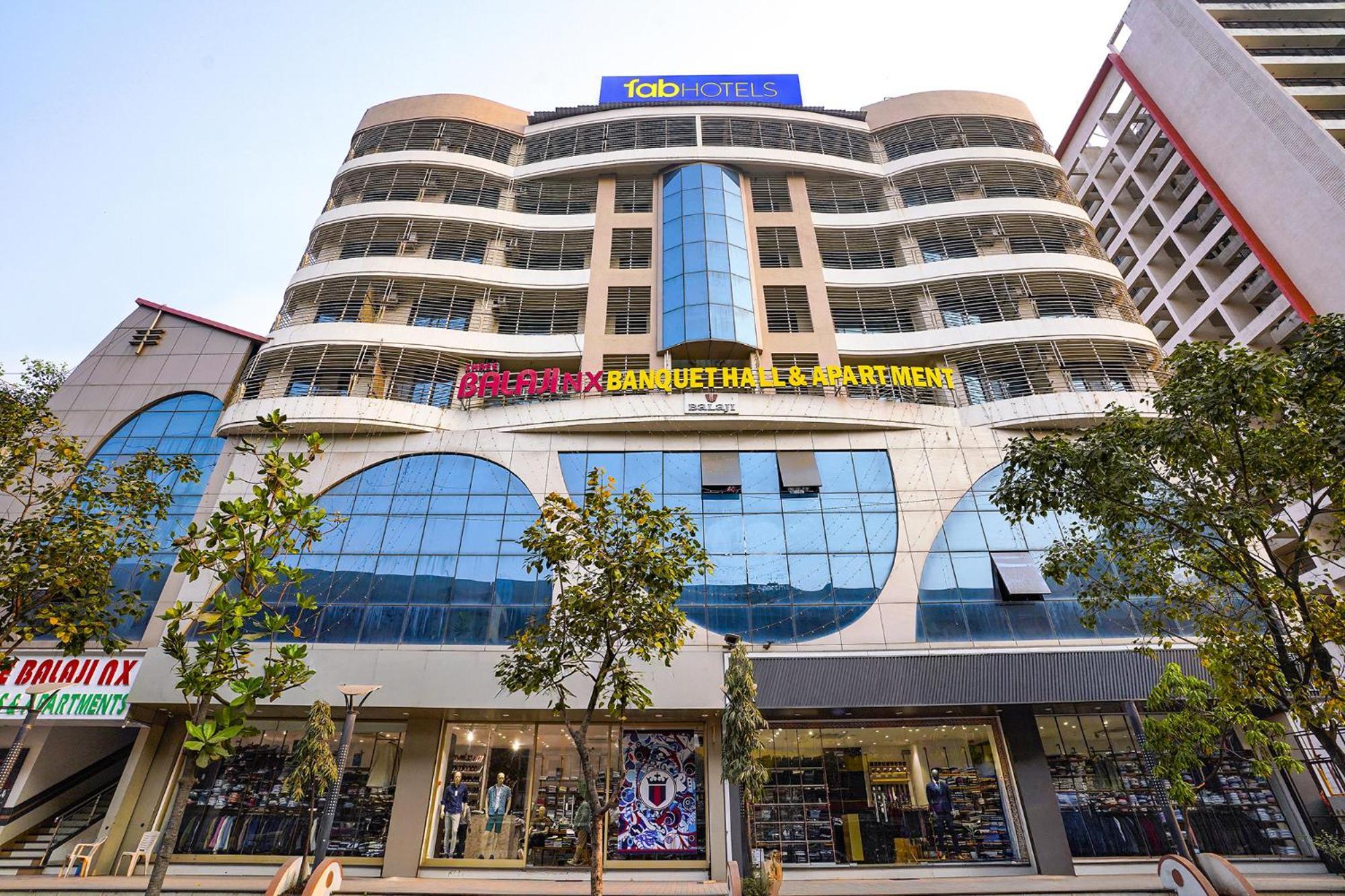 Fabhotel Shree Balaji Apartment Mira-Bhayandar ภายนอก รูปภาพ