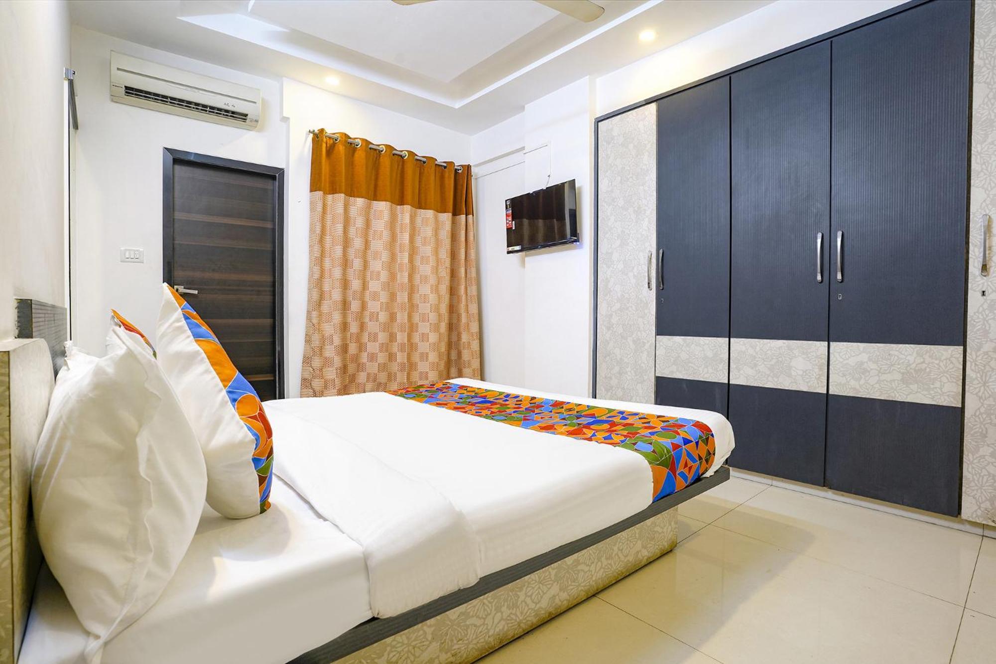 Fabhotel Shree Balaji Apartment Mira-Bhayandar ภายนอก รูปภาพ